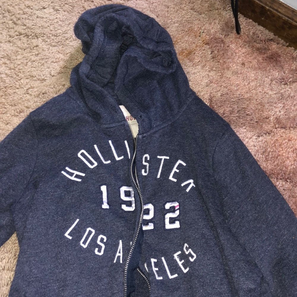 zip up hoodie